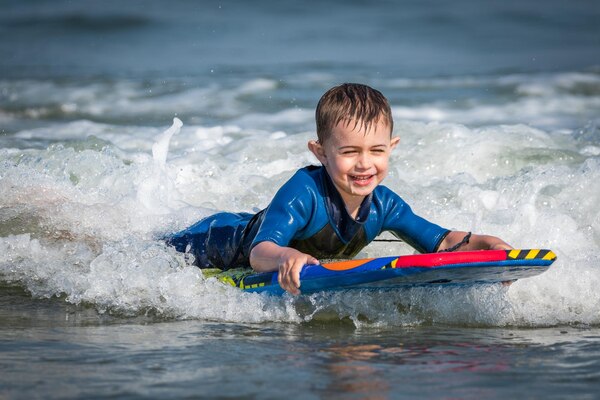 Cours de surf enfants à Capbreton - initiation sur la Plage Centrale